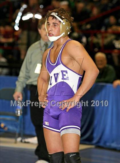 Thumbnail 3 in NYSPHSAA Championships (Division I Semifinals, 119-135) photogallery.