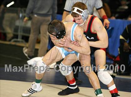 Thumbnail 3 in NYSPHSAA Championships (Division I Semifinals, 119-135) photogallery.