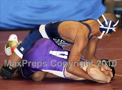 Thumbnail 3 in NYSPHSAA Championships (Division I Semifinals, 119-135) photogallery.