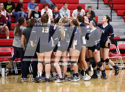 Thumbnail 2 in Stone Ridge Christian vs. Forest Lake Christian (CIF SJS D6 Final) photogallery.