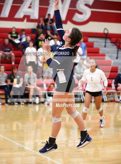 Thumbnail 3 in Stone Ridge Christian vs. Forest Lake Christian (CIF SJS D6 Final) photogallery.