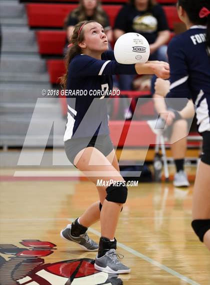 Thumbnail 1 in Stone Ridge Christian vs. Forest Lake Christian (CIF SJS D6 Final) photogallery.