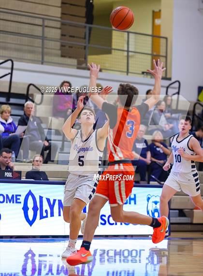 Thumbnail 3 in JV: Graham-Kapowsin @ Olympia photogallery.