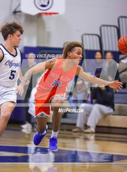 Thumbnail 3 in JV: Graham-Kapowsin @ Olympia photogallery.