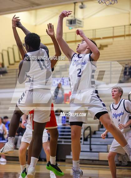 Thumbnail 3 in JV: Graham-Kapowsin @ Olympia photogallery.