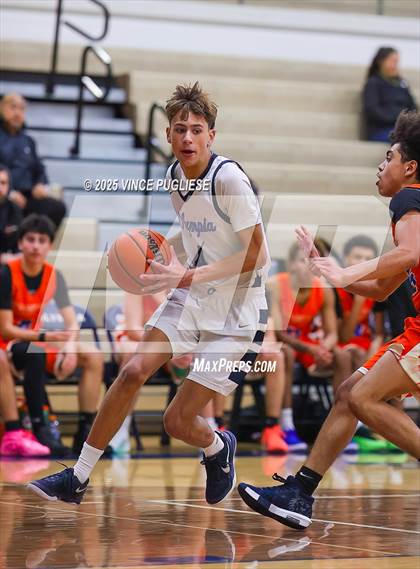 Thumbnail 3 in JV: Graham-Kapowsin @ Olympia photogallery.