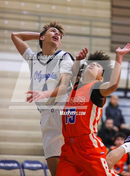 Thumbnail 1 in JV: Graham-Kapowsin @ Olympia photogallery.