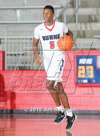 Thumbnail 1 in Wilson vs. Bishop Dunne (Thanksgiving Hoopfest) photogallery.