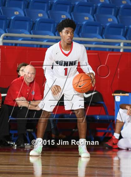Thumbnail 3 in Wilson vs. Bishop Dunne (Thanksgiving Hoopfest) photogallery.
