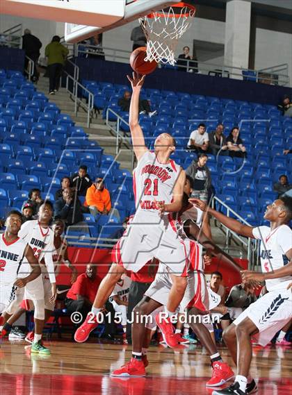 Thumbnail 1 in Wilson vs. Bishop Dunne (Thanksgiving Hoopfest) photogallery.