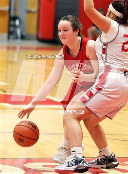 Thumbnail 2 in Resurrection @ Mundelein photogallery.
