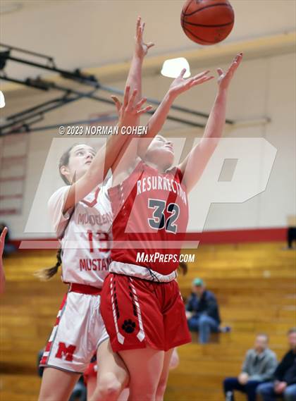 Thumbnail 3 in Resurrection @ Mundelein photogallery.