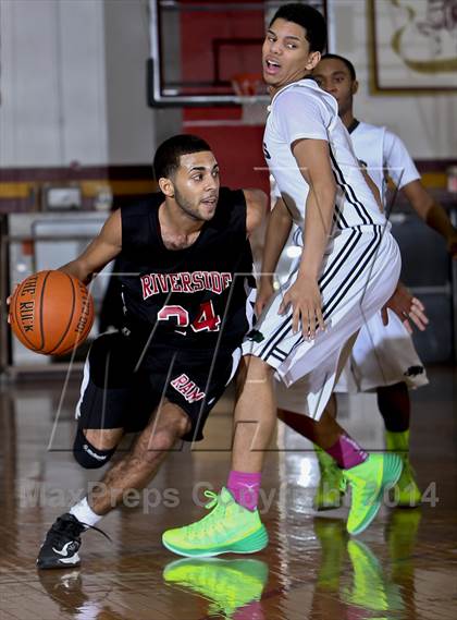 Thumbnail 1 in Riverside vs. Gorton (Coaches vs. Cancer Classic) photogallery.