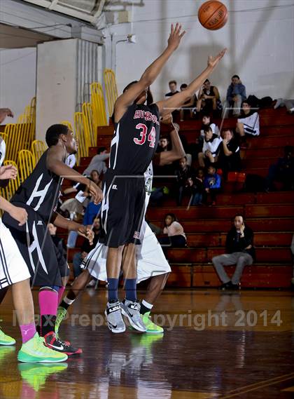 Thumbnail 2 in Riverside vs. Gorton (Coaches vs. Cancer Classic) photogallery.