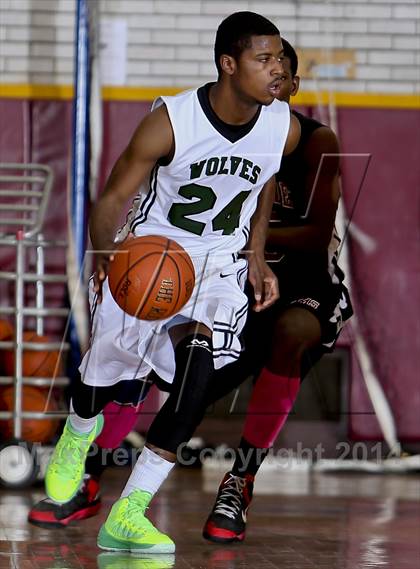Thumbnail 1 in Riverside vs. Gorton (Coaches vs. Cancer Classic) photogallery.
