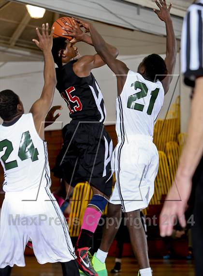 Thumbnail 2 in Riverside vs. Gorton (Coaches vs. Cancer Classic) photogallery.