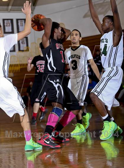 Thumbnail 1 in Riverside vs. Gorton (Coaches vs. Cancer Classic) photogallery.