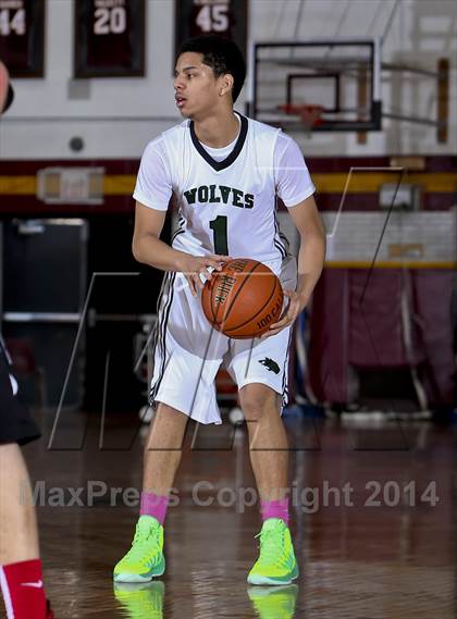 Thumbnail 2 in Riverside vs. Gorton (Coaches vs. Cancer Classic) photogallery.