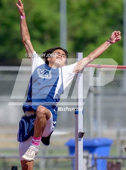 Thumbnail 3 in CIF SJS Masters - Saturday (all events) photogallery.
