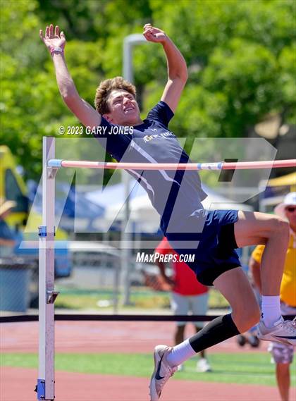 Thumbnail 3 in CIF SJS Masters - Saturday (all events) photogallery.
