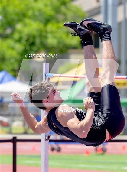 Thumbnail 2 in CIF SJS Masters - Saturday (all events) photogallery.