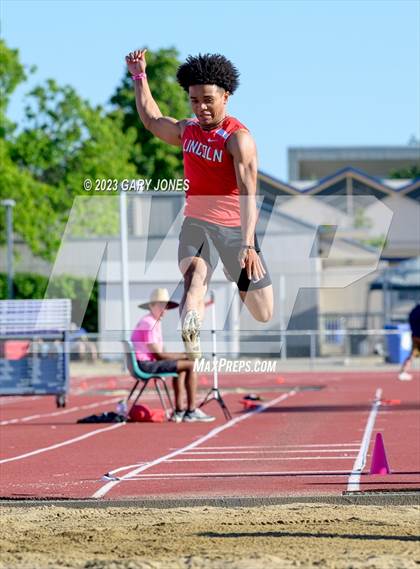Thumbnail 3 in CIF SJS Masters - Saturday (all events) photogallery.