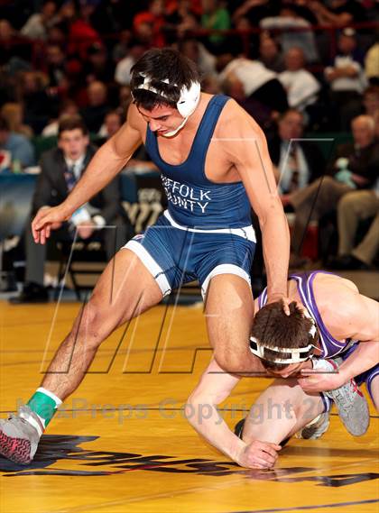 Thumbnail 1 in NYSPHSAA Championships (Division 1 Finals 145-285 Lbs) photogallery.