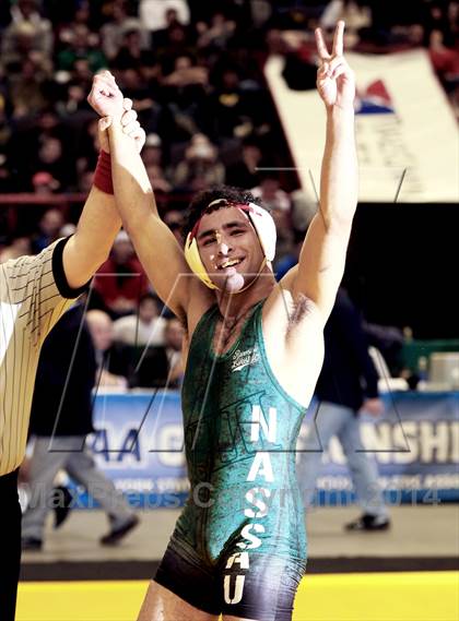 Thumbnail 2 in NYSPHSAA Championships (Division 1 Finals 145-285 Lbs) photogallery.