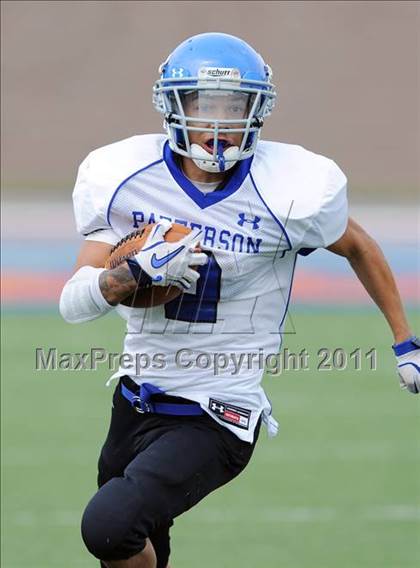 Thumbnail 3 in Archbishop Curley vs. Patterson (I-95 Kickoff Classic) photogallery.