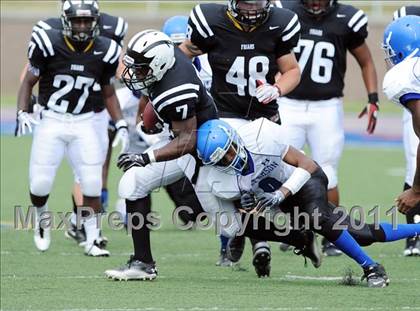 Thumbnail 2 in Archbishop Curley vs. Patterson (I-95 Kickoff Classic) photogallery.