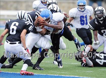 Thumbnail 2 in Archbishop Curley vs. Patterson (I-95 Kickoff Classic) photogallery.