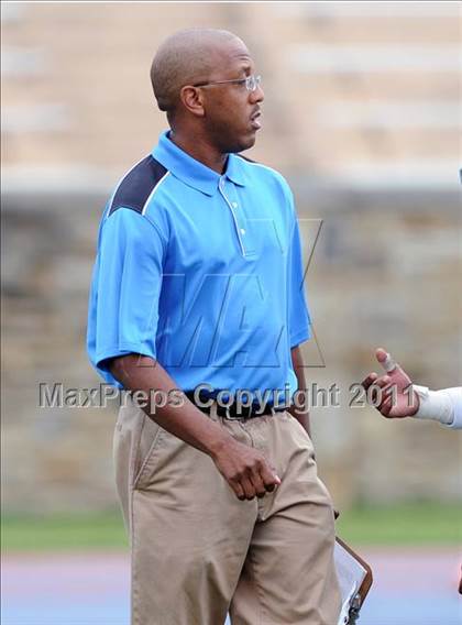 Thumbnail 2 in Archbishop Curley vs. Patterson (I-95 Kickoff Classic) photogallery.