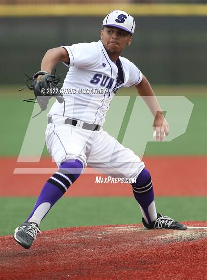 Thumbnail 3 in Hillcrest vs Sunset (UIL 5A Region II Bi-District Playoff) photogallery.
