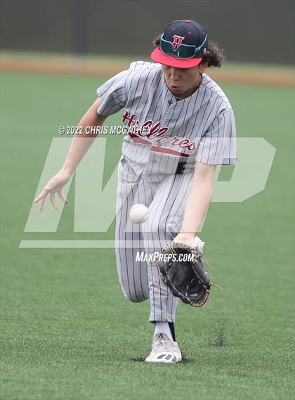 Thumbnail 2 in Hillcrest vs Sunset (UIL 5A Region II Bi-District Playoff) photogallery.