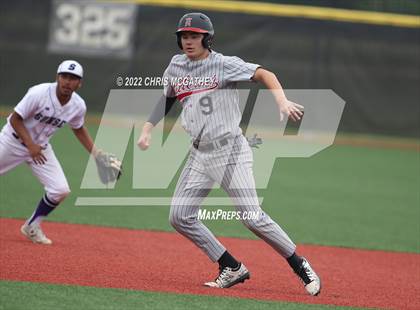 Thumbnail 1 in Hillcrest vs Sunset (UIL 5A Region II Bi-District Playoff) photogallery.