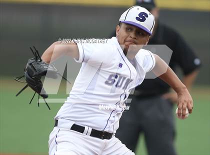 Thumbnail 3 in Hillcrest vs Sunset (UIL 5A Region II Bi-District Playoff) photogallery.