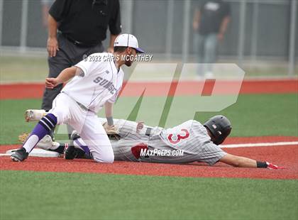 Thumbnail 3 in Hillcrest vs Sunset (UIL 5A Region II Bi-District Playoff) photogallery.