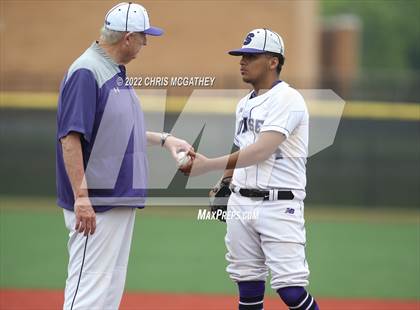 Thumbnail 3 in Hillcrest vs Sunset (UIL 5A Region II Bi-District Playoff) photogallery.