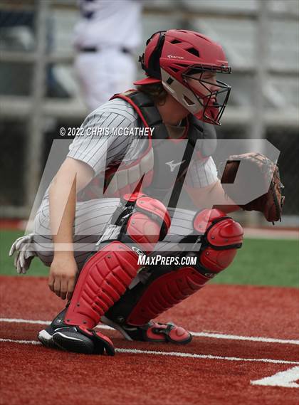 Thumbnail 2 in Hillcrest vs Sunset (UIL 5A Region II Bi-District Playoff) photogallery.