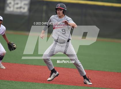 Thumbnail 3 in Hillcrest vs Sunset (UIL 5A Region II Bi-District Playoff) photogallery.