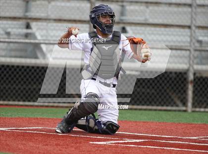 Thumbnail 1 in Hillcrest vs Sunset (UIL 5A Region II Bi-District Playoff) photogallery.