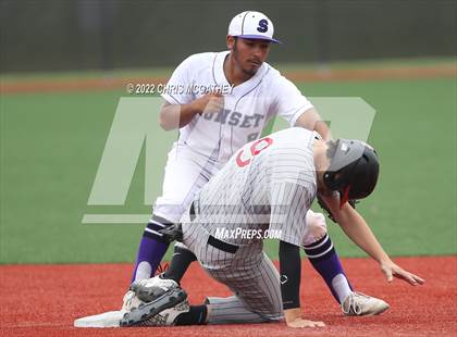 Thumbnail 1 in Hillcrest vs Sunset (UIL 5A Region II Bi-District Playoff) photogallery.