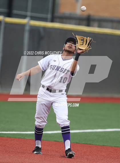 Thumbnail 1 in Hillcrest vs Sunset (UIL 5A Region II Bi-District Playoff) photogallery.
