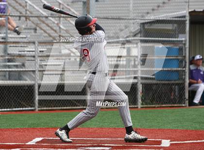 Thumbnail 2 in Hillcrest vs Sunset (UIL 5A Region II Bi-District Playoff) photogallery.