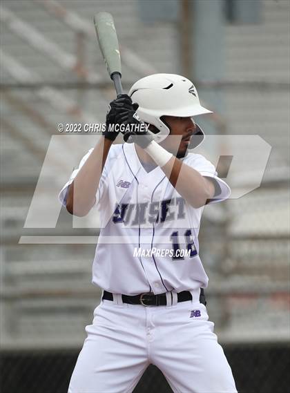 Thumbnail 3 in Hillcrest vs Sunset (UIL 5A Region II Bi-District Playoff) photogallery.