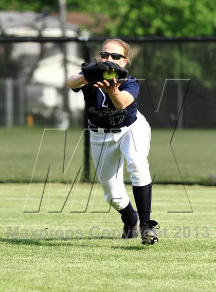 Thumbnail 2 in Lake Zurich vs New Trier (IHSA 4A Sectional) photogallery.