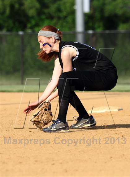 Thumbnail 3 in Lake Zurich vs New Trier (IHSA 4A Sectional) photogallery.