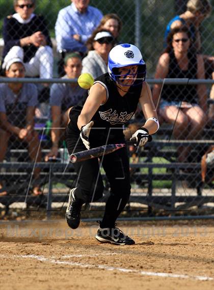 Thumbnail 2 in Lake Zurich vs New Trier (IHSA 4A Sectional) photogallery.