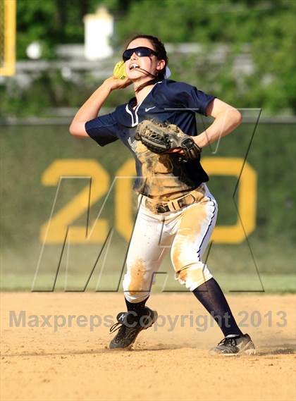 Thumbnail 3 in Lake Zurich vs New Trier (IHSA 4A Sectional) photogallery.