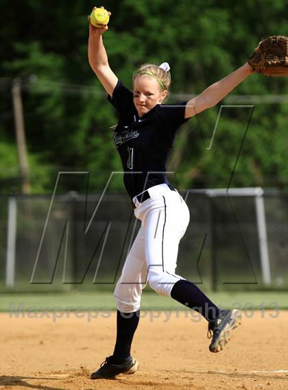 Thumbnail 3 in Lake Zurich vs New Trier (IHSA 4A Sectional) photogallery.